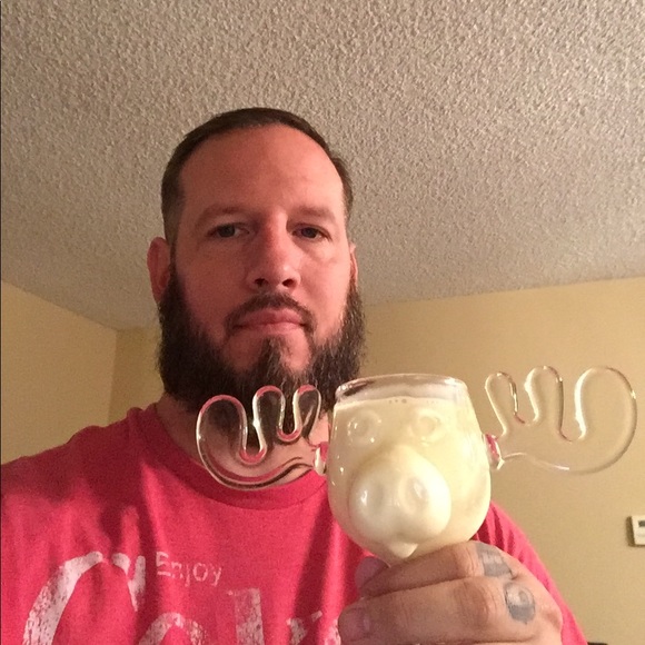 Meet your Posher, James - Picture 2 of 2